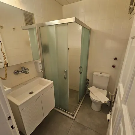 Cicek Apartmanhotel
