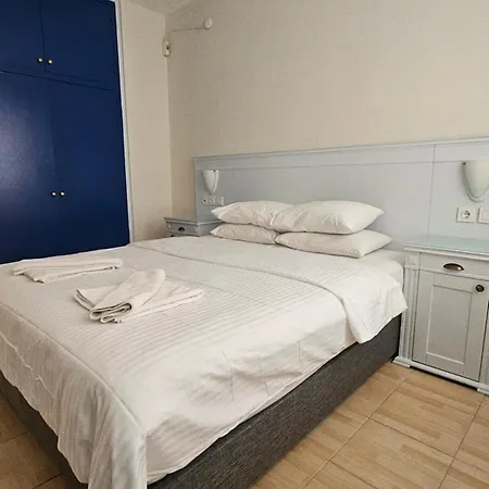 Cicek 아파트호텔 3*