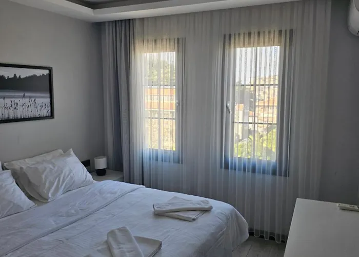 Aparthotel Cicek Çeşme