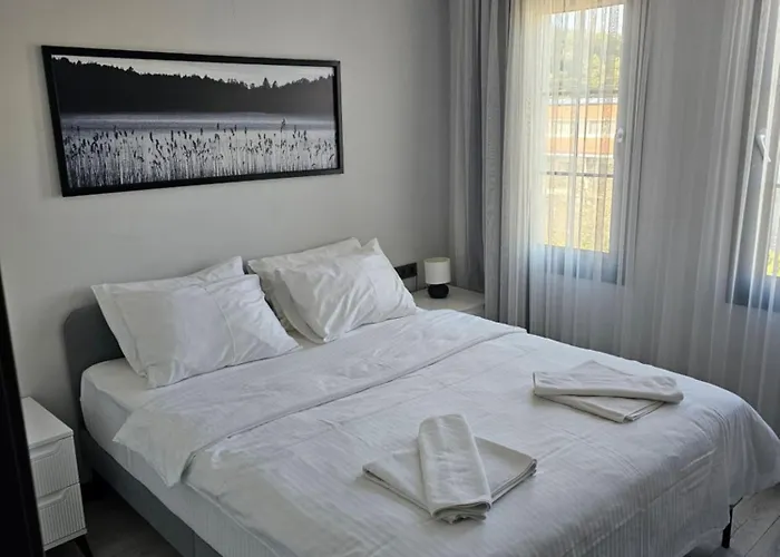 Cicek Aparthotel Çeşme