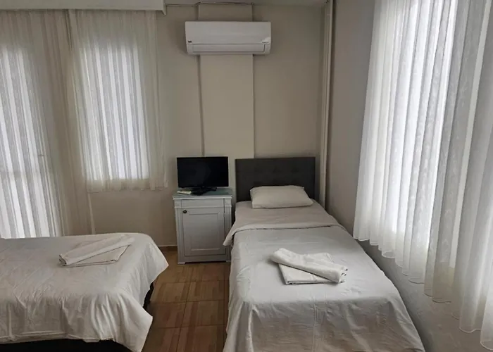Aparthotel Cicek Çeşme
